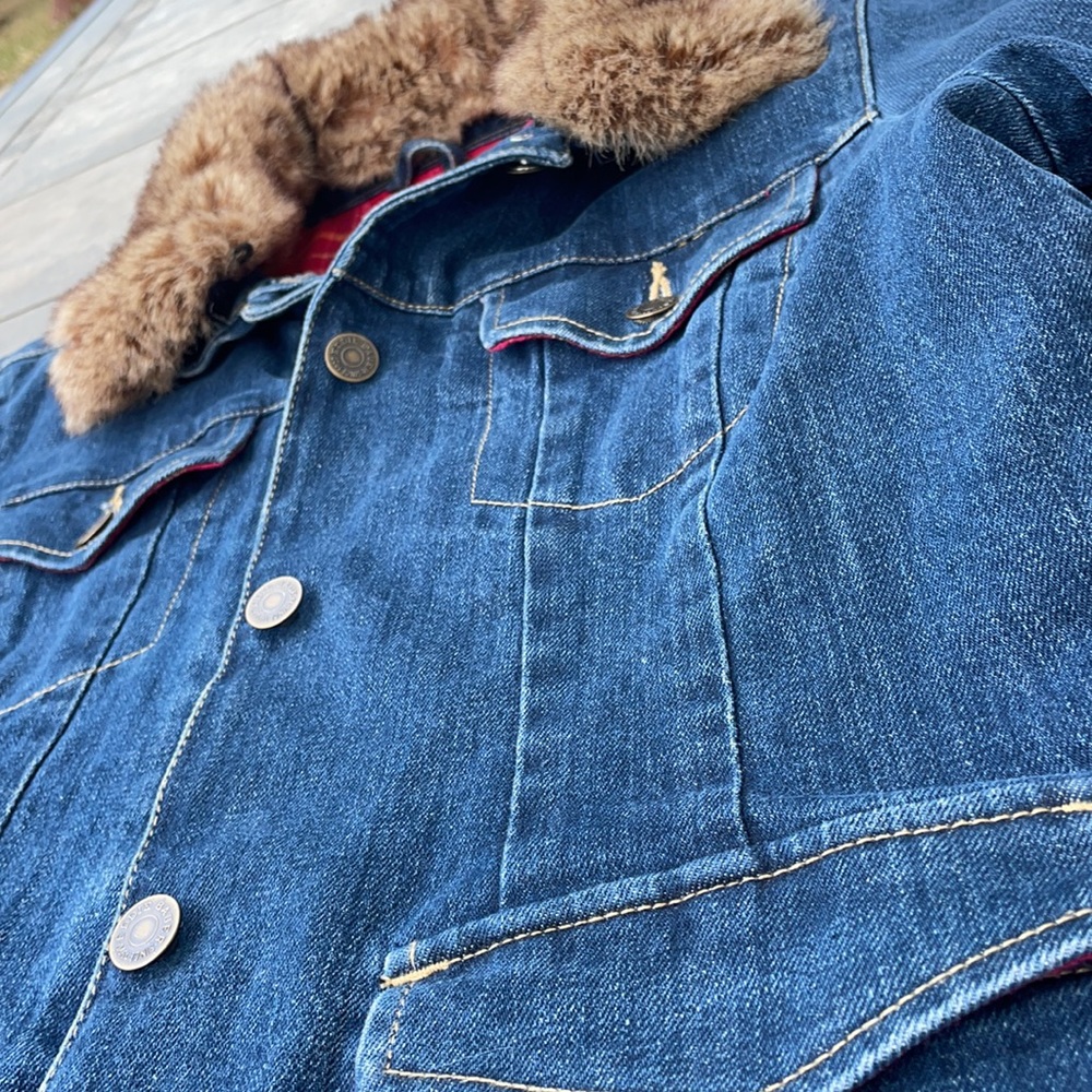 EDDIE BAUER- fur collar denim jacket. Size medium tallNWOT - Picture 7 of 9